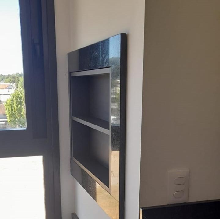 Apartment Em
